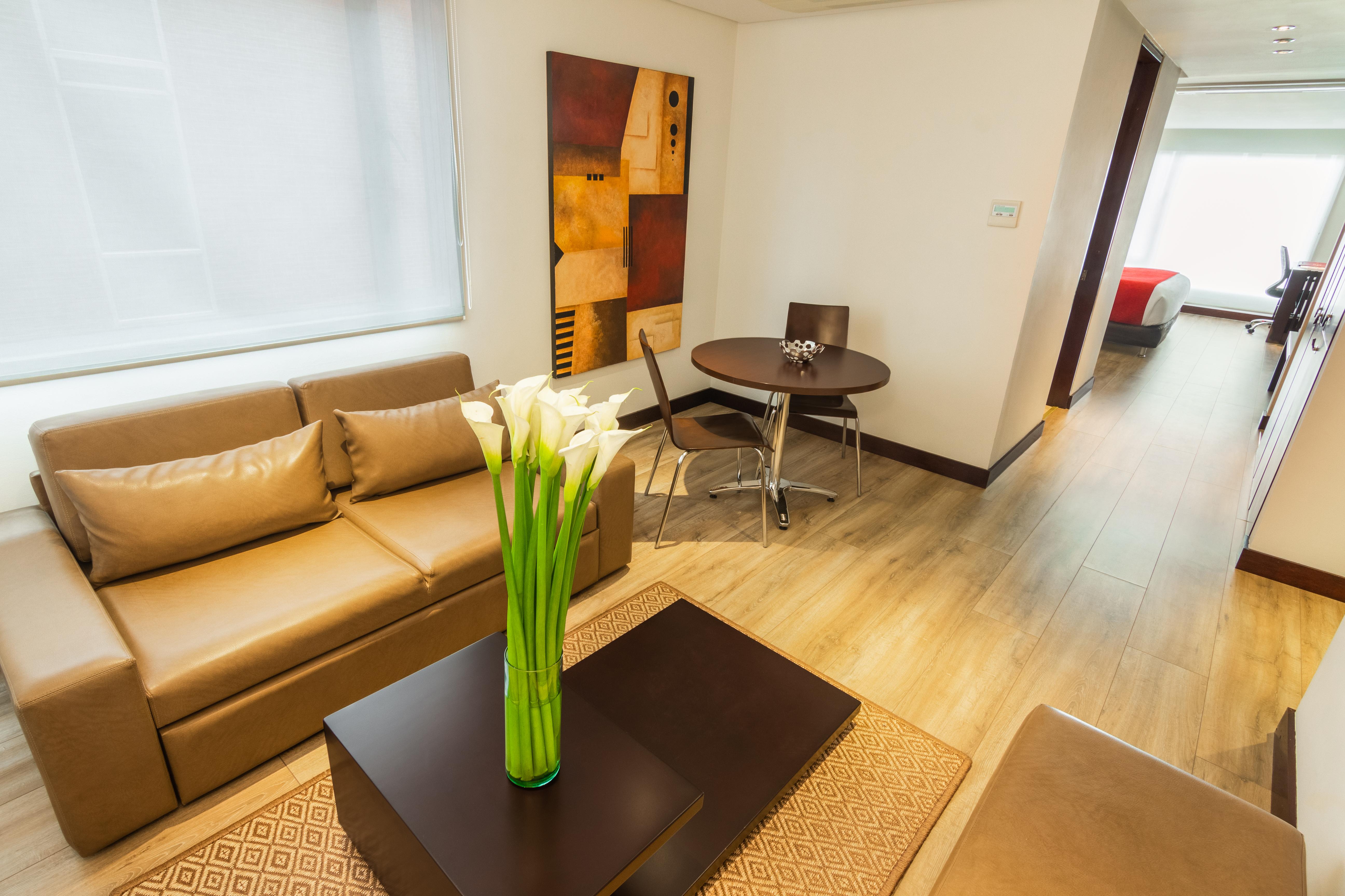 Best Western Plus 93 Park Hotel Bogotá Exteriér fotografie A typical apartment at the hotel