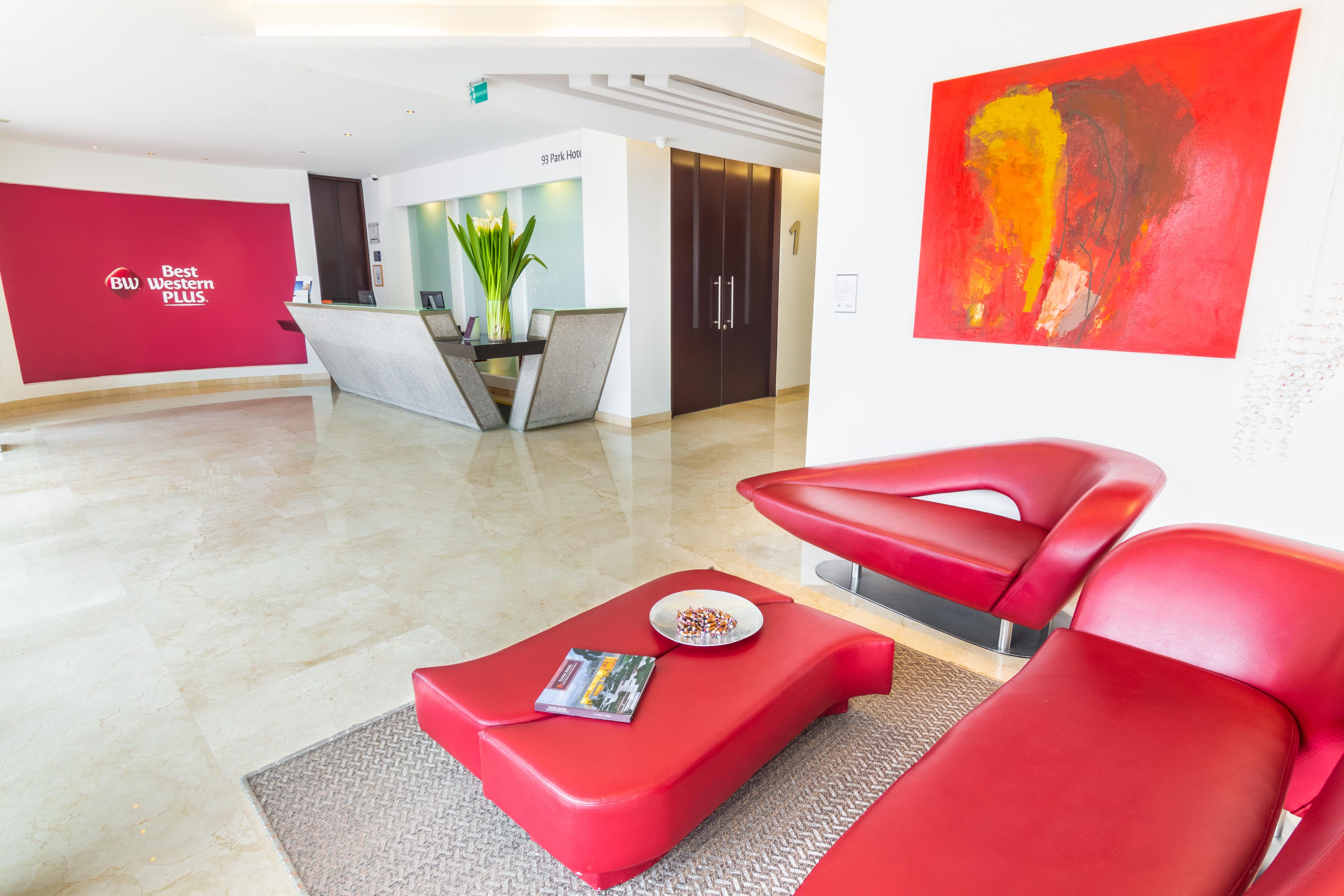 Best Western Plus 93 Park Hotel Bogotá Exteriér fotografie The interior of the new Austrian Plus lounge at Vienna Airport